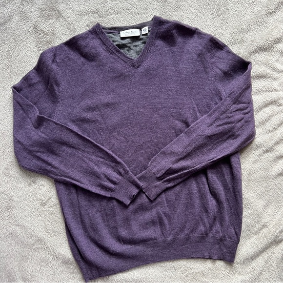 Men’s V Neck Sweater - large - Calvin Klein - Picture 1 of 3